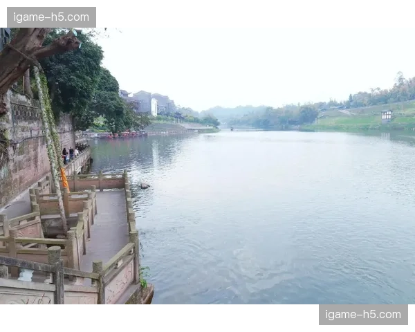 荣昌濑溪河畔成观众休闲好去处,赛事带动周边旅游 荣昌濑溪河畔成观众休闲好去处,赛事带动周边旅游