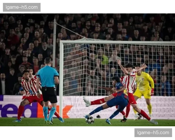 巴萨0-2马竞，库巴西红牌离场，瑟洛特破门锁定胜局