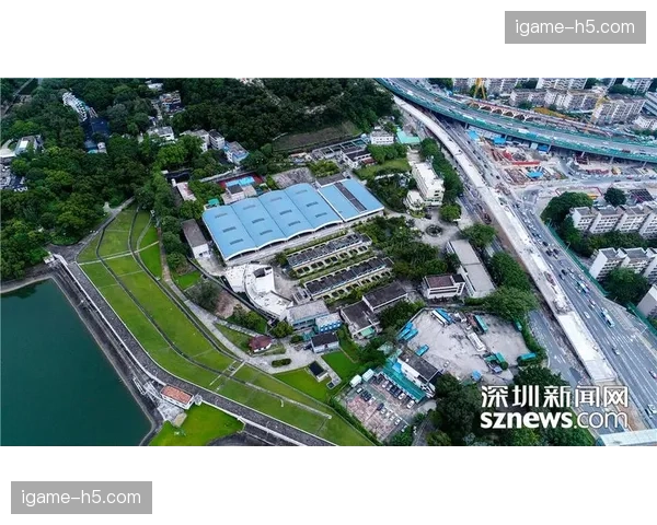 深圳新鹏城主场草皮翻新工程竣工，经检验已达到国际标准水准